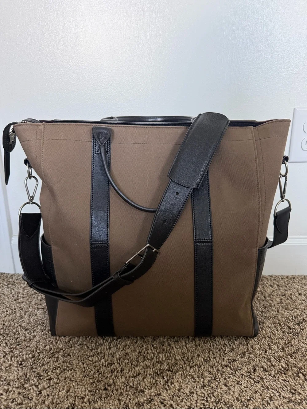 Metier Mariner Zippered Tote